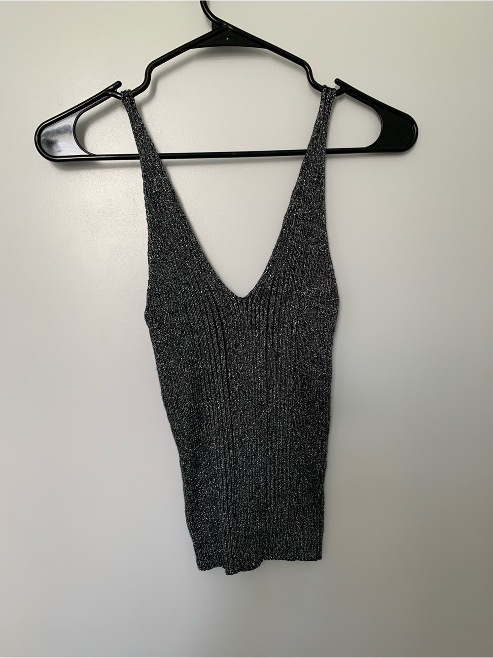 Forever 21 Sparkle Ribbed V-Neck Tank Top - Black
